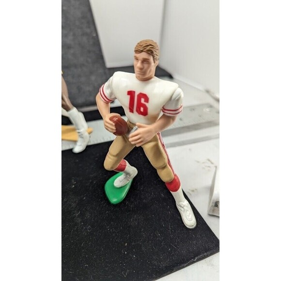 Starting Lineup Figurines (Set of 7) Adjustable MLB, NBA, NFL - Picture 11 of 11